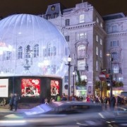 XL-Video-Eros-Snow-Globe-Londres-605x259